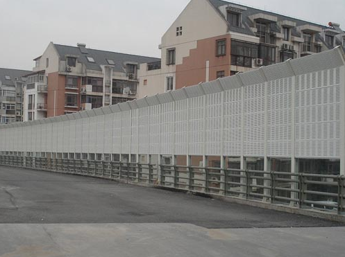 <a href=http://m.wuwudws.cn/news_article?news_id=110>隔音屏障</a>
