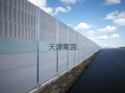 <a href=http://m.wuwudws.cn/news_article?news_id=113>高速公路聲屏障</a>