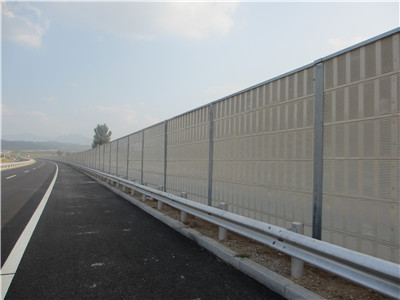 <a href=http://m.wuwudws.cn/news_article?news_id=123>隔聲屏障</a>