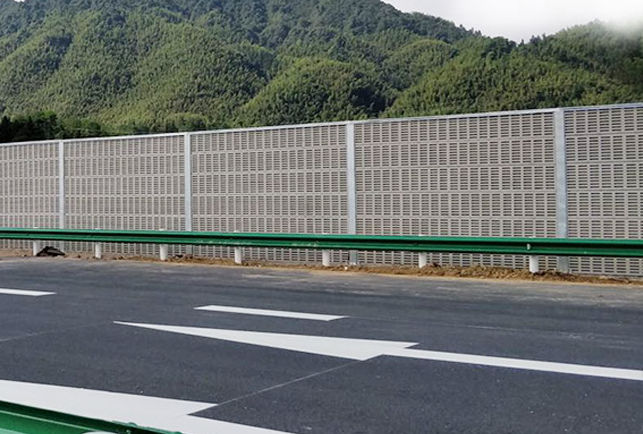 <a href=http://m.wuwudws.cn/news_article.html?news_id=128>聲屏障</a>